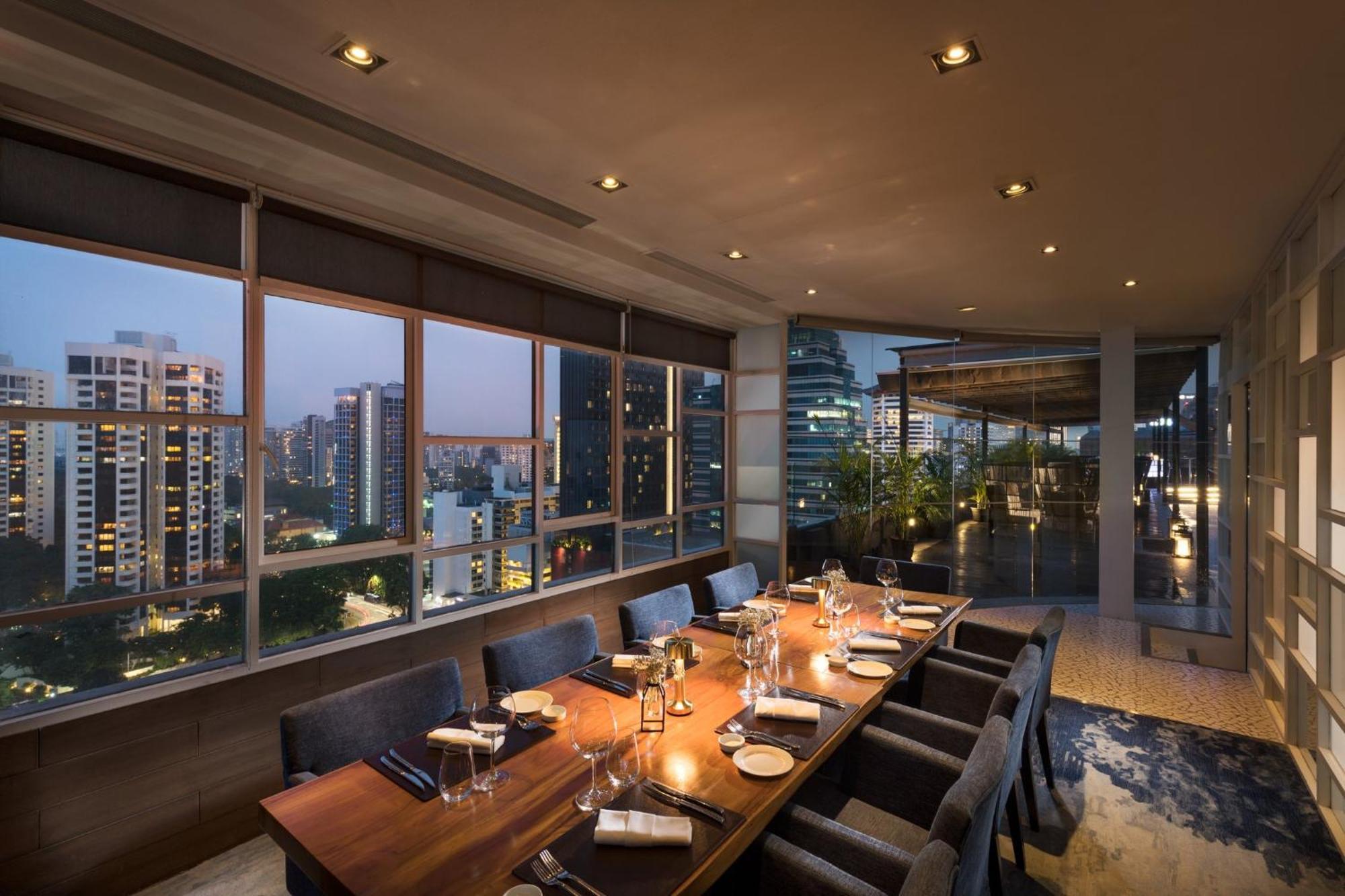 Voco Orchard Singapore By Ihg Luaran gambar The Club at The Park, Hyderabad